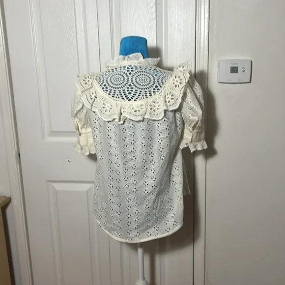 Love The Label Ruffle Blouse Women’s XS - Picture 6 of 8